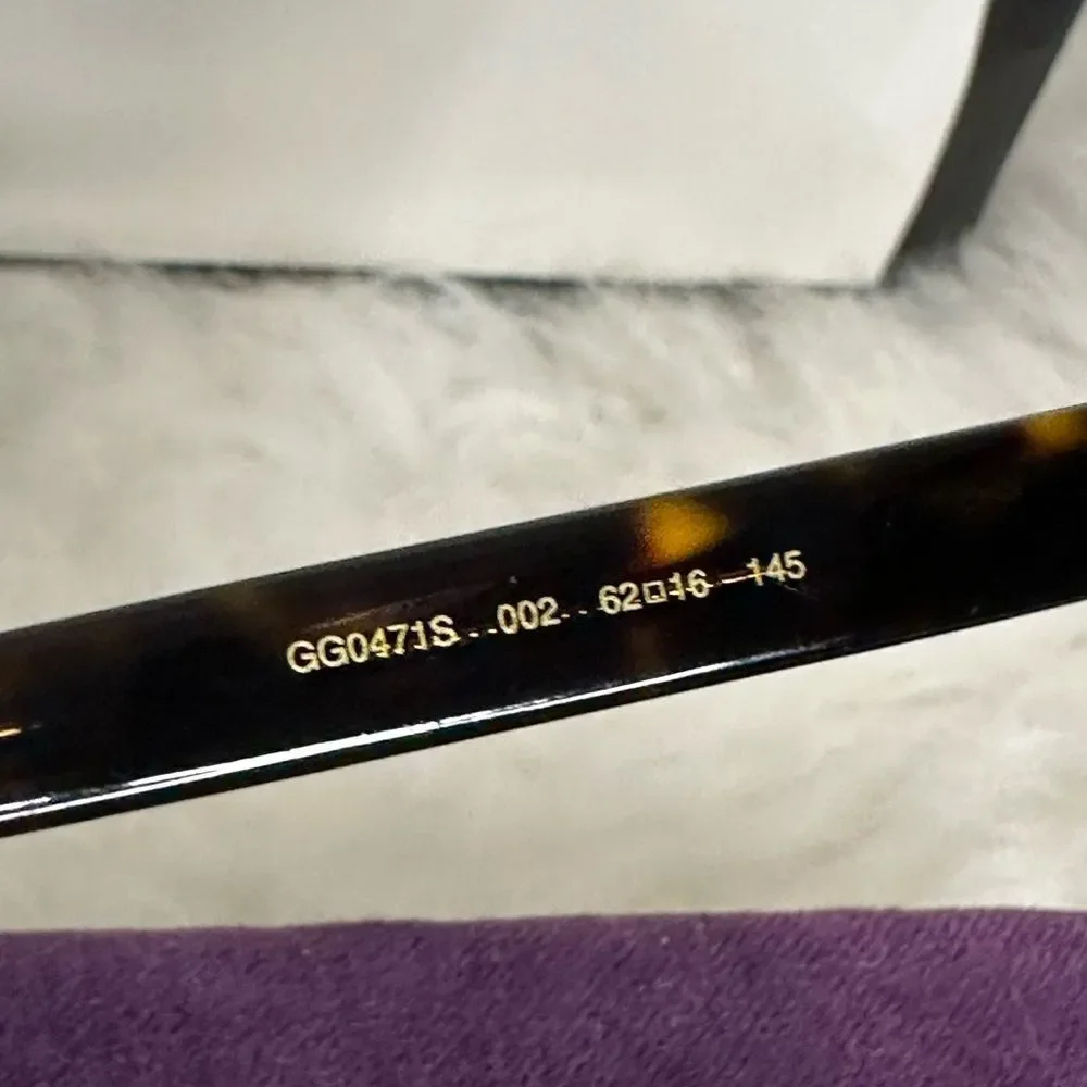 💯Authentic Gucci Sunglasses with Case🍀 - Picture 13 of 16